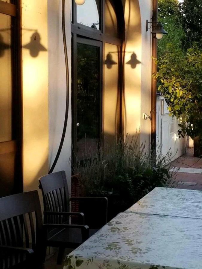 Al Melograno - Room & Breakfast Bologna Bagian luar foto